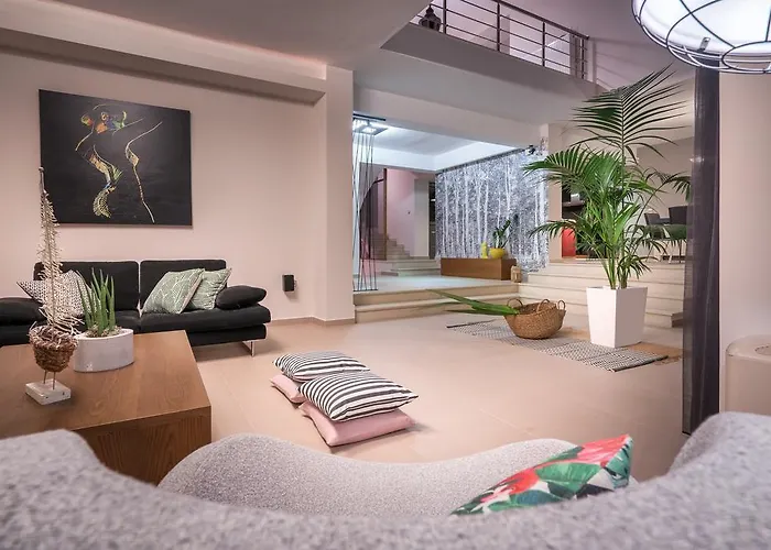 Akemi Luxury Вилла Циливи